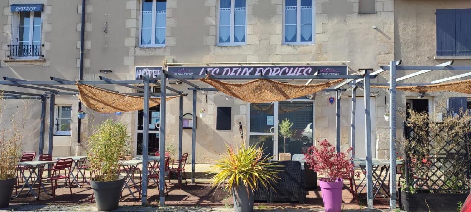 Hotel Les Deux Porches Verrieres  Zewnętrze zdjęcie